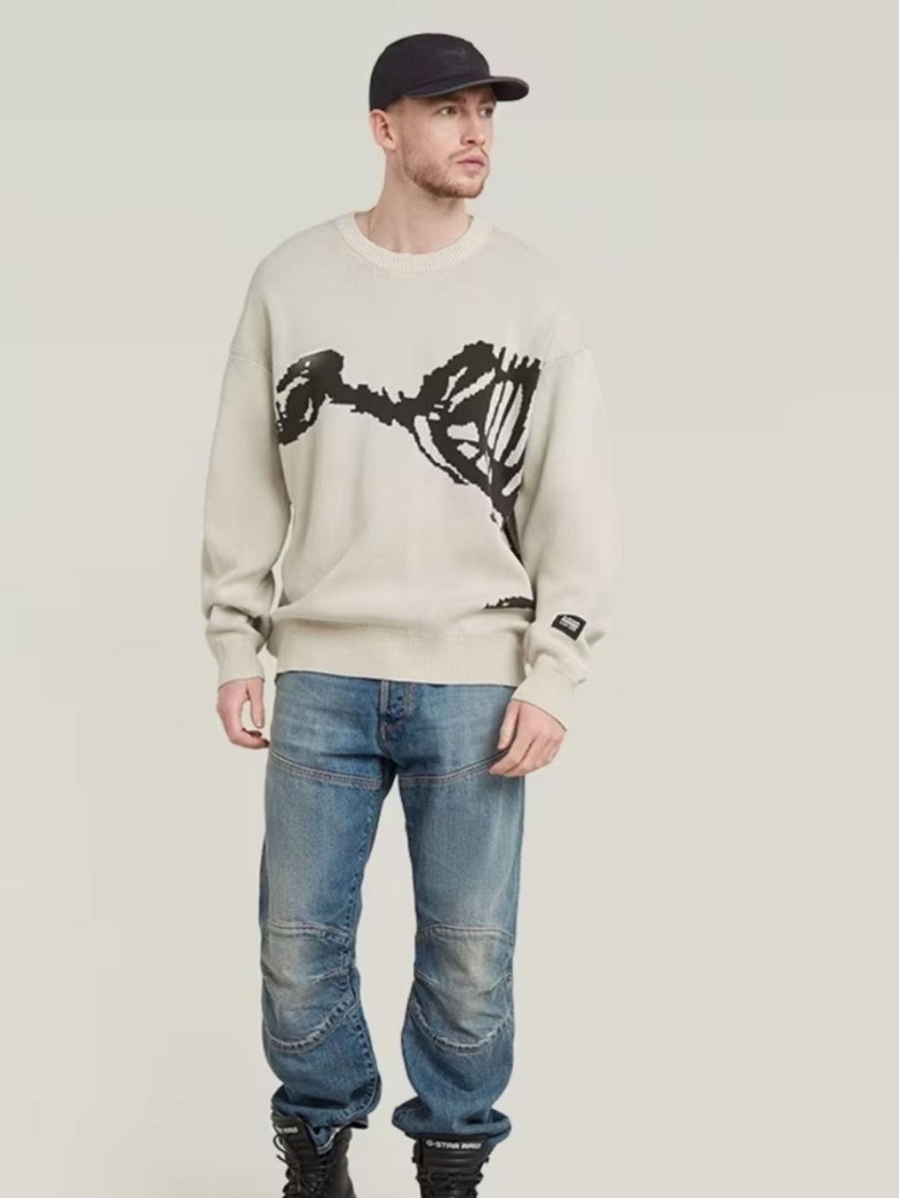 G Star Raw Bone Dinosaur Sweater in Cream/Black  Size Large